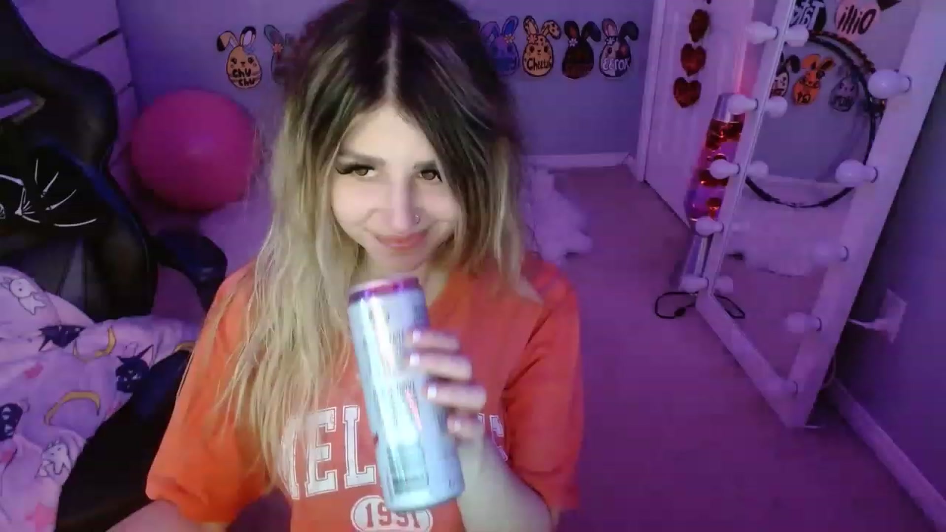 Gallery image thumbnail from Serafina's myfreecams stream on, 07/09/2023, 10:50 image 11 of 20
