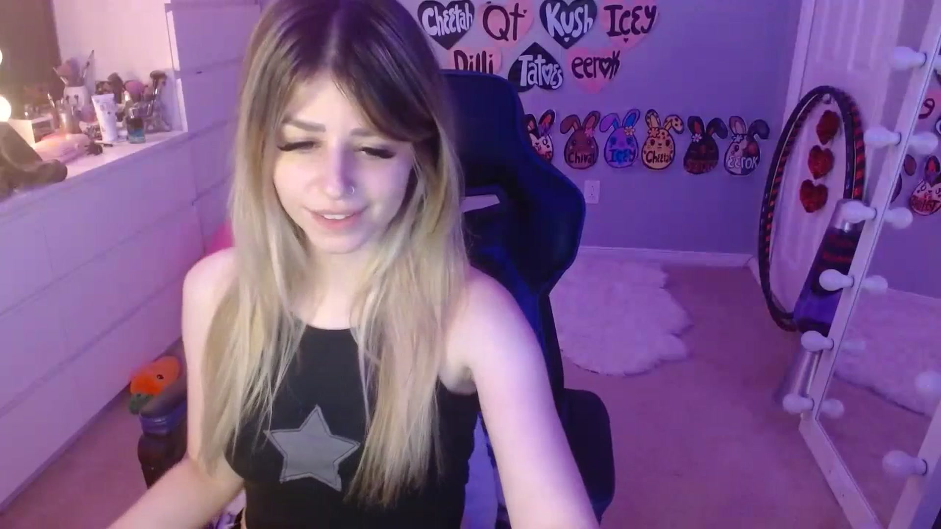 Gallery image thumbnail from Serafina's myfreecams stream on, 07/16/2023, 21:45 image 8 of 20