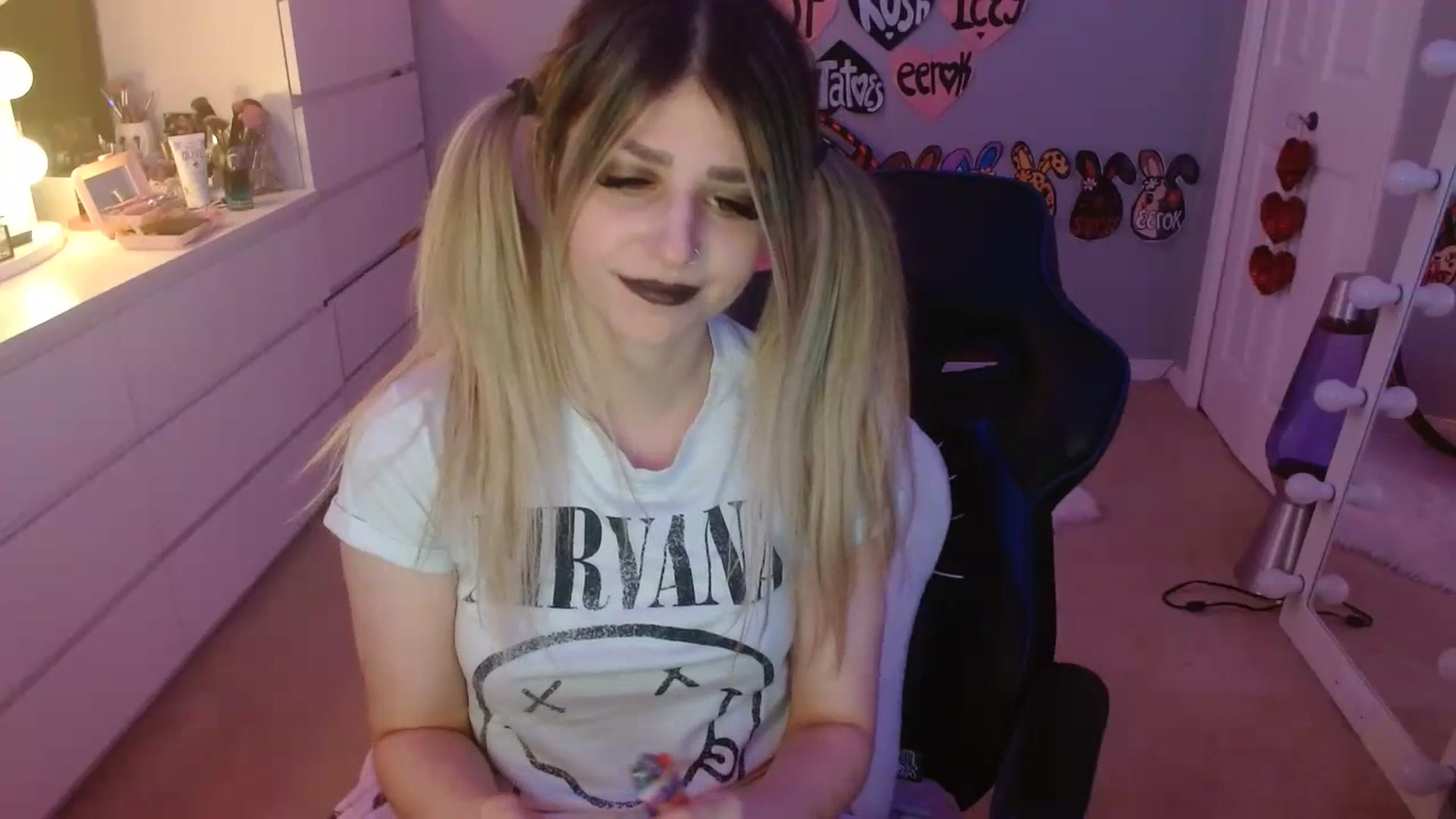 Gallery image thumbnail from Serafina's myfreecams stream on, 07/20/2023, 03:38 image 16 of 20
