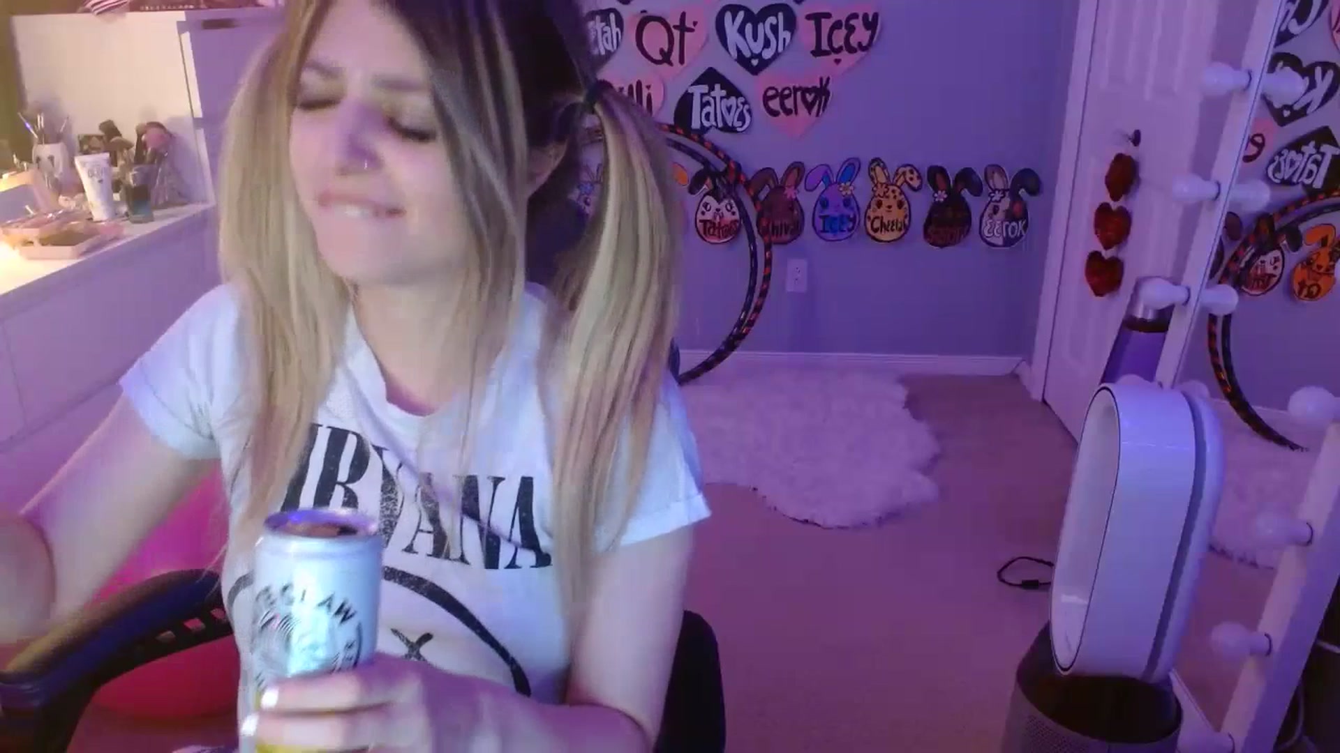 Gallery image thumbnail from Serafina's myfreecams stream on, 07/20/2023, 06:23 image 11 of 20