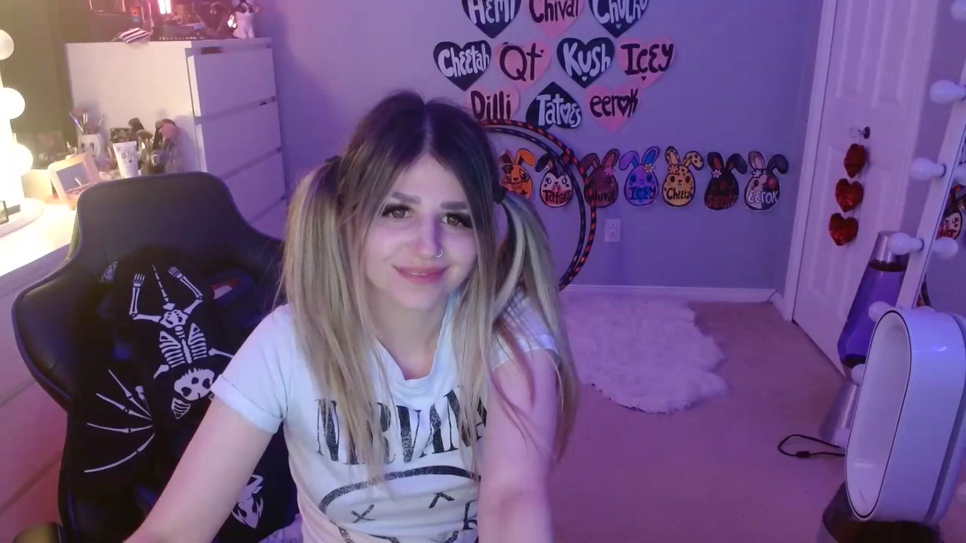 Gallery image thumbnail from Serafina's myfreecams stream on, 07/20/2023, 06:23 image 18 of 20