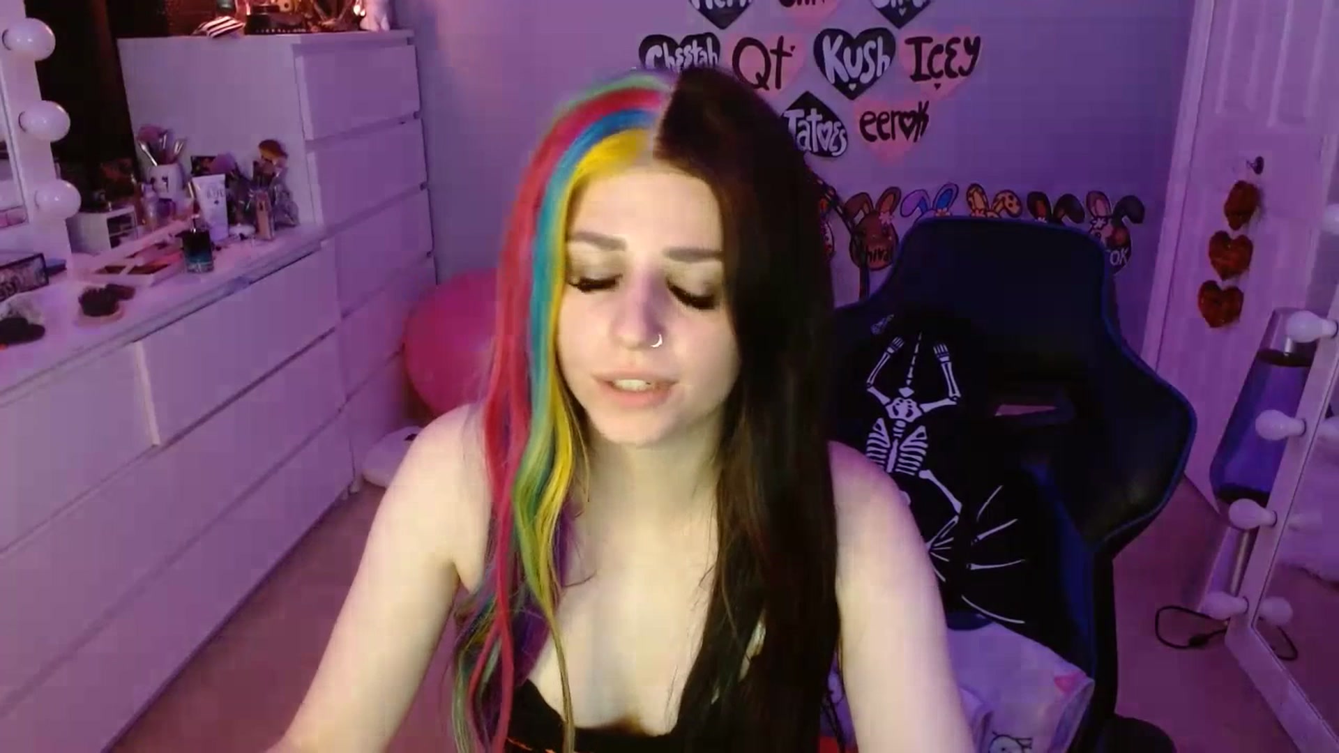 Gallery image thumbnail from Serafina's myfreecams stream on, 07/21/2023, 02:36 image 15 of 20