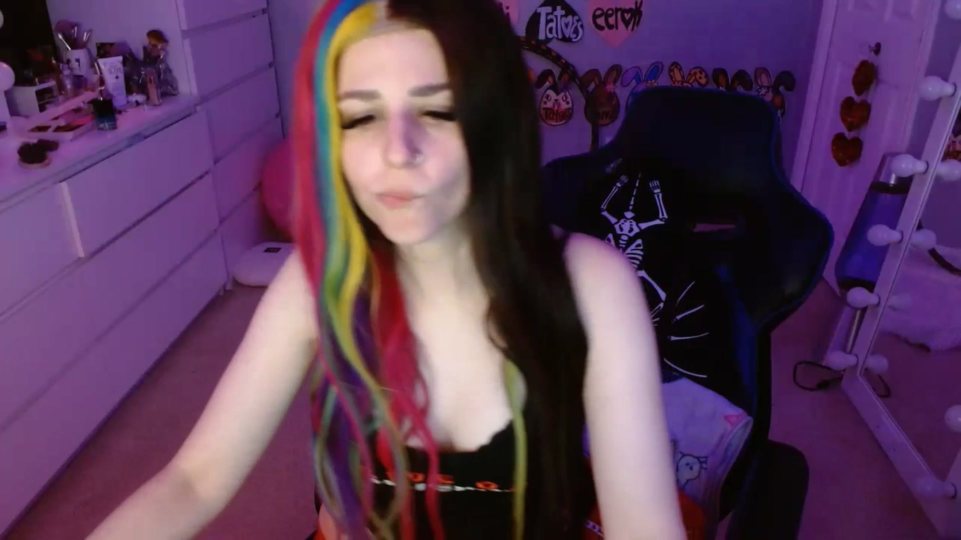 Gallery image thumbnail from Serafina's myfreecams stream on, 07/21/2023, 02:36 image 19 of 20