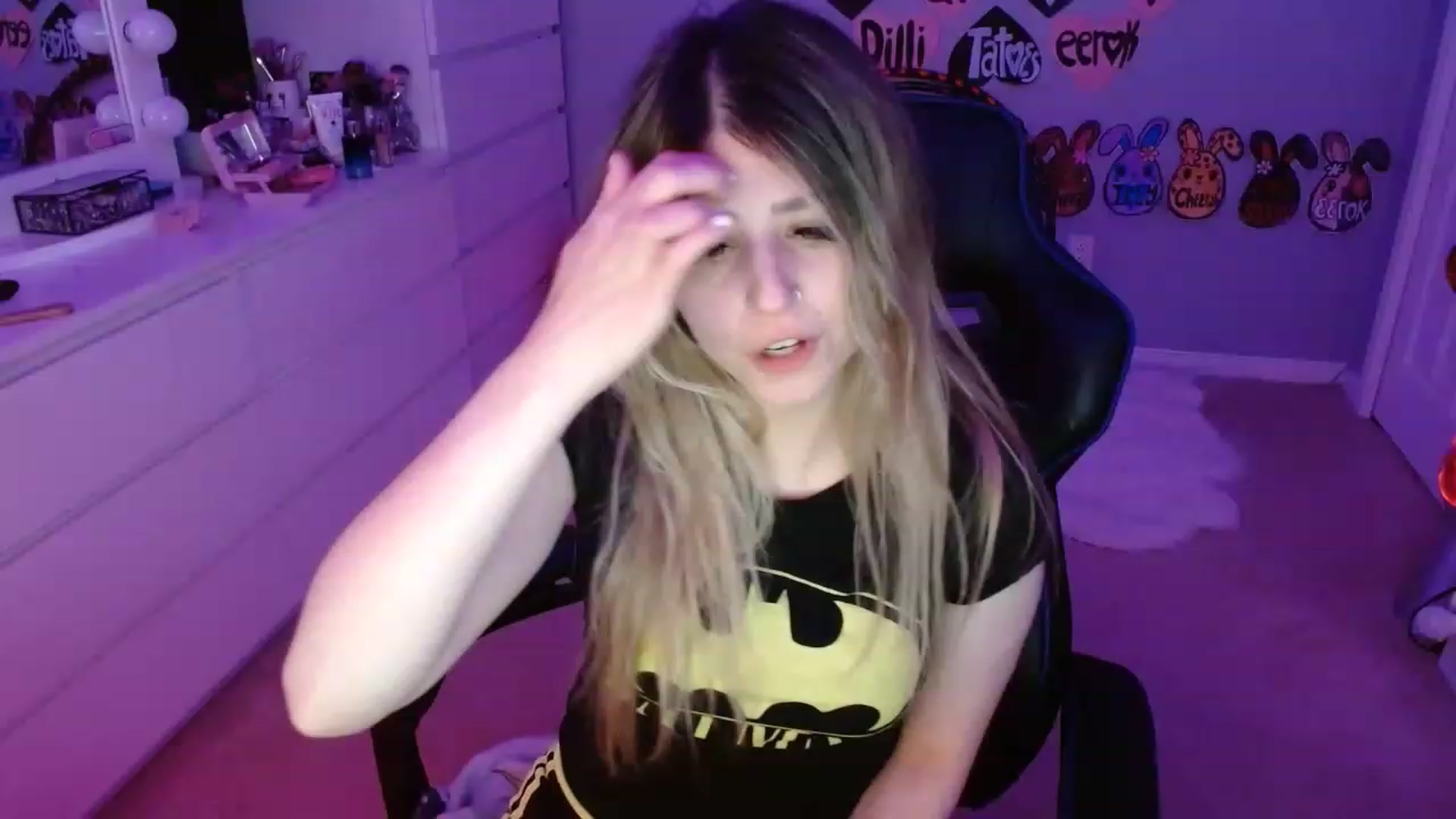 Gallery image thumbnail from Serafina's myfreecams stream on, 07/22/2023, 04:12 image 17 of 20