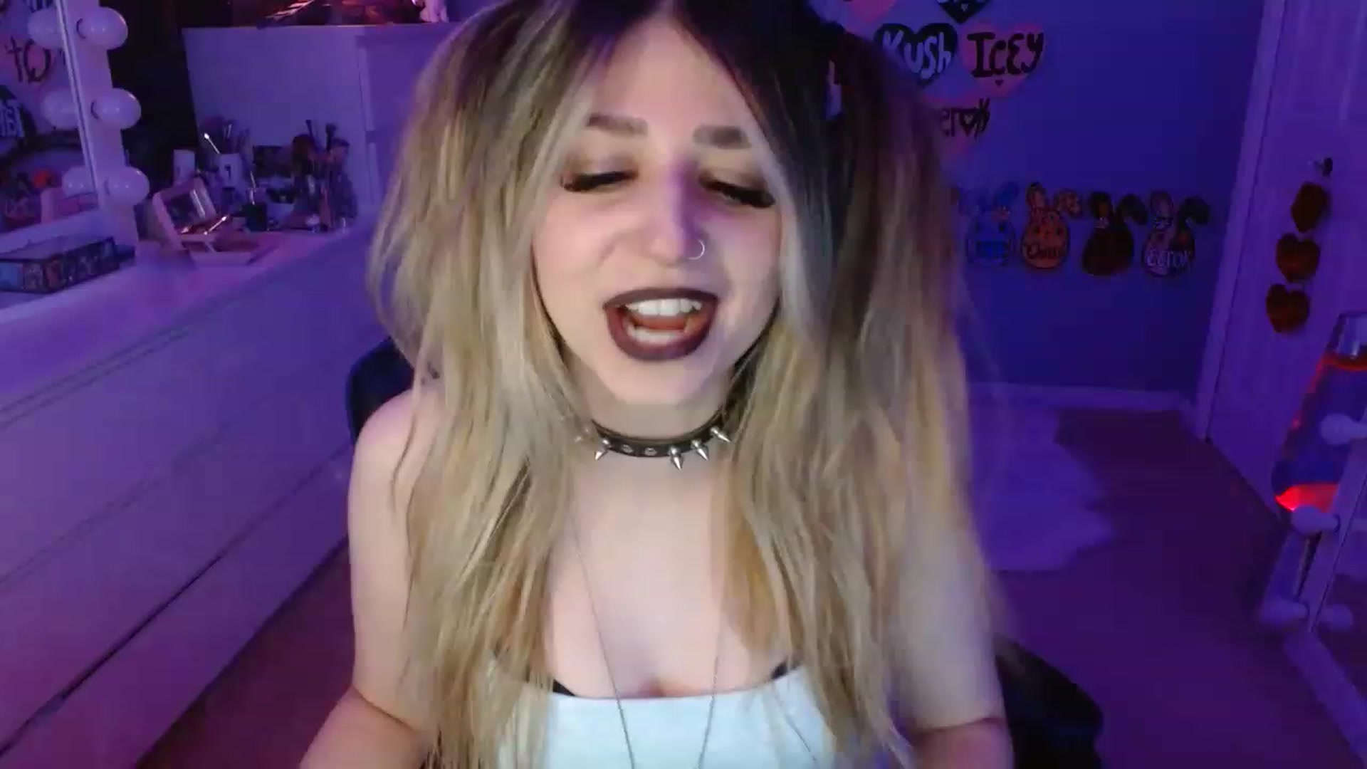 Gallery image thumbnail from Serafina's myfreecams stream on, 07/24/2023, 03:40 image 11 of 20