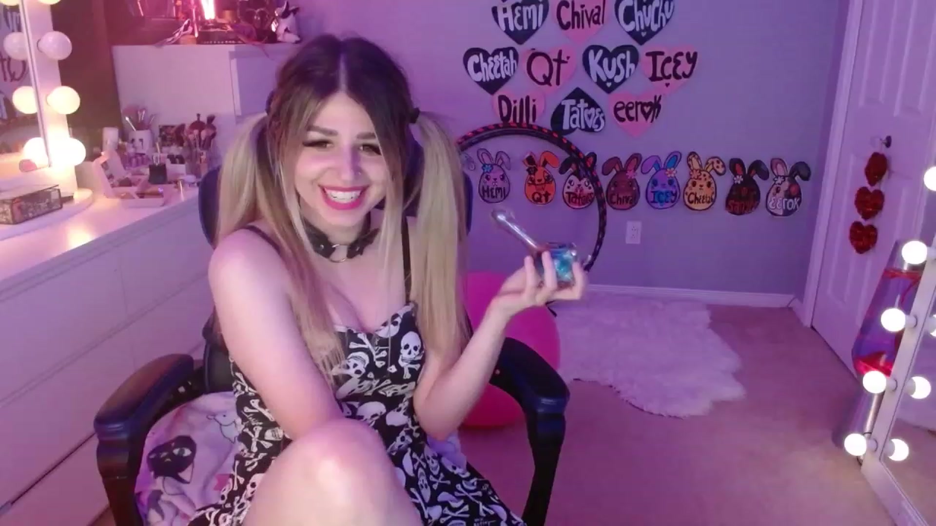 Gallery image thumbnail from Serafina's myfreecams stream on, 07/26/2023, 02:05 image 11 of 20