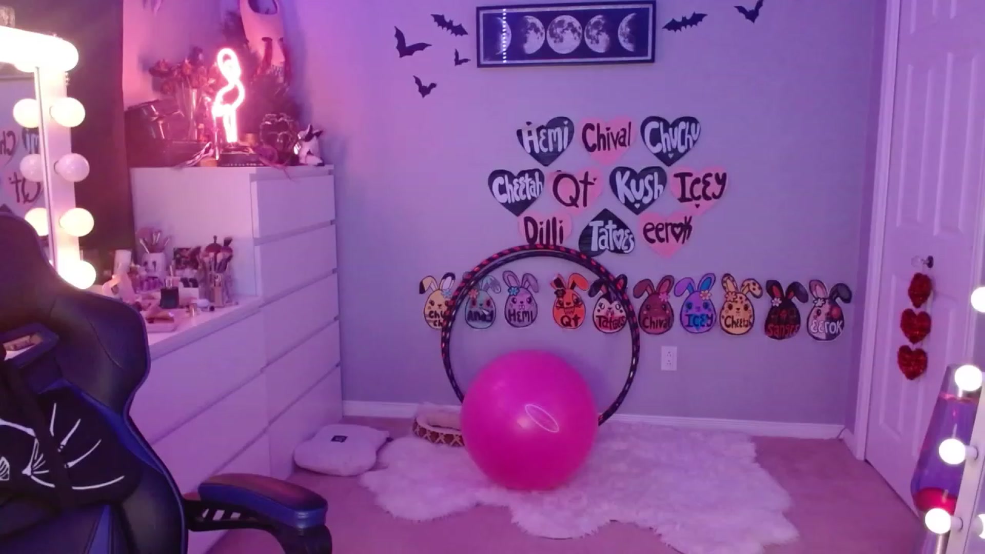 Gallery image thumbnail from Serafina's myfreecams stream on, 07/26/2023, 02:05 image 9 of 20