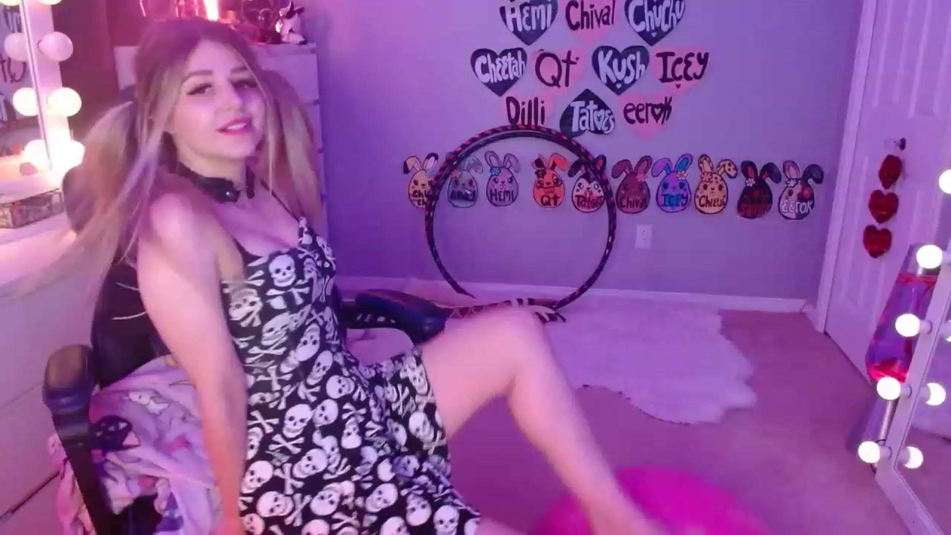 Gallery image thumbnail from Serafina's myfreecams stream on, 07/26/2023, 02:05 image 17 of 20