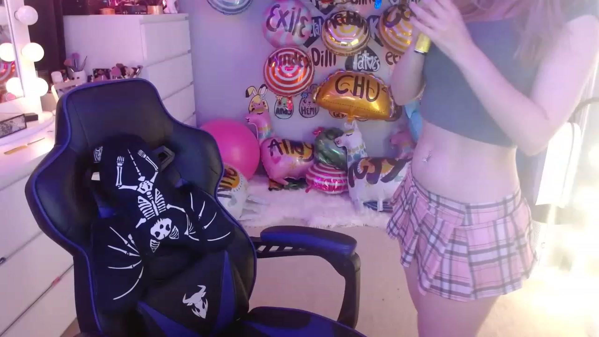Gallery image thumbnail from Serafina's myfreecams stream on, 08/16/2023, 03:29 image 16 of 20
