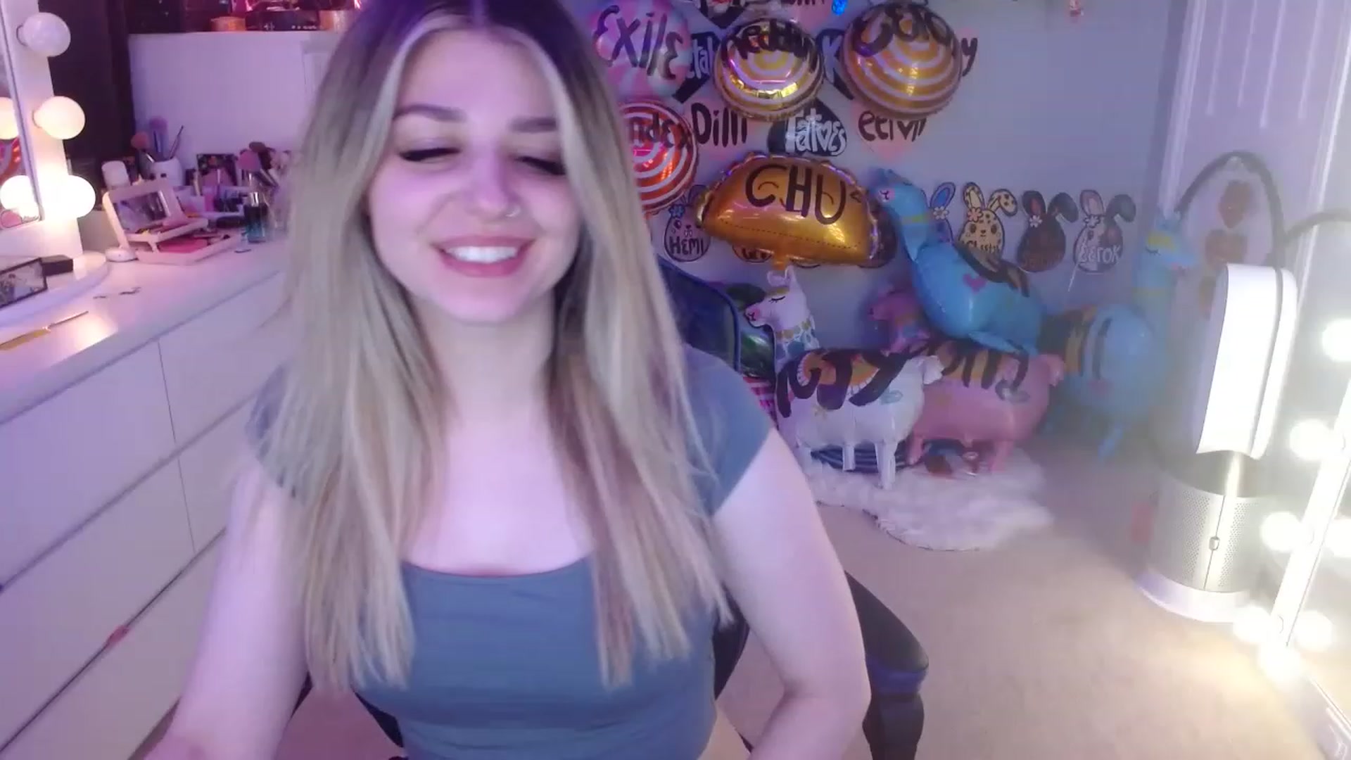 Gallery image thumbnail from Serafina's myfreecams stream on, 08/16/2023, 03:29 image 11 of 20