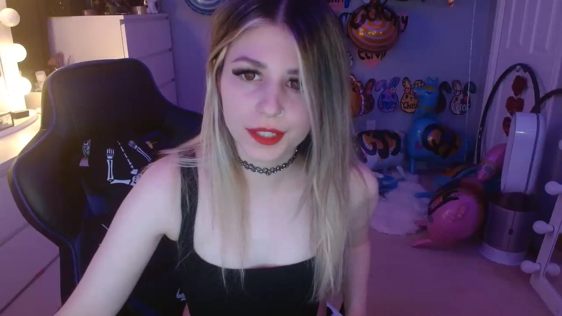 Gallery image thumbnail from Serafina's myfreecams stream on, 08/18/2023, 01:48 image 14 of 20
