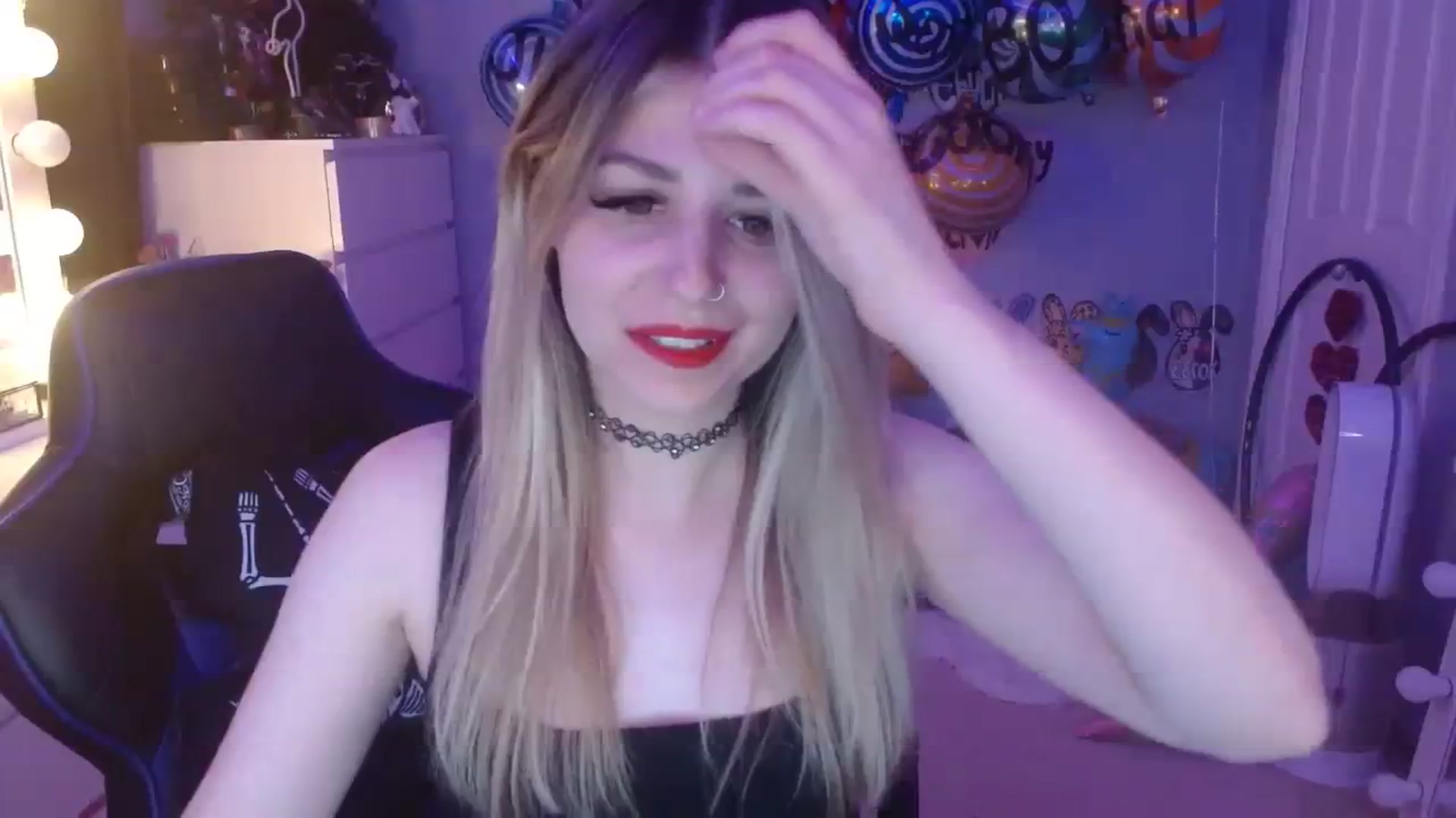 Gallery image thumbnail from Serafina's myfreecams stream on, 08/18/2023, 01:48 image 10 of 20