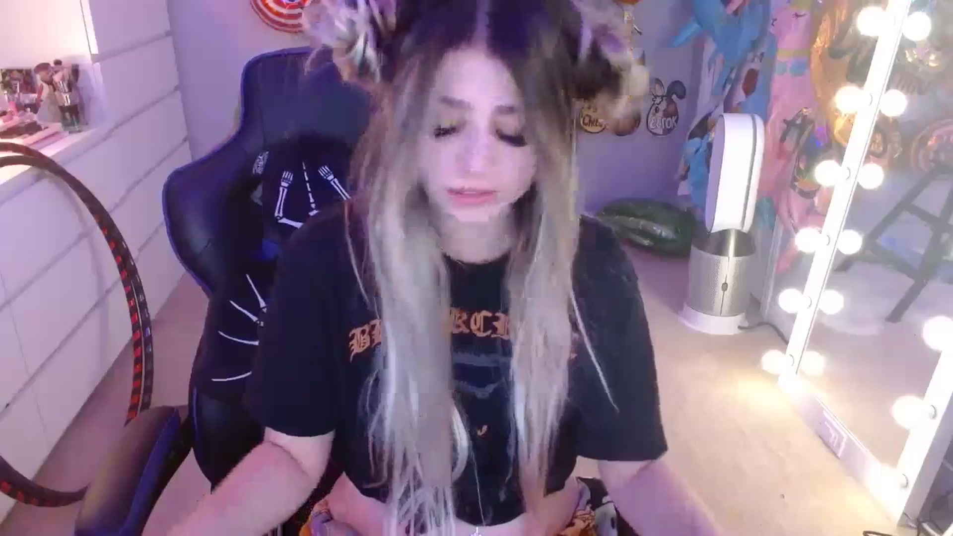 Gallery image thumbnail from Serafina's myfreecams stream on, 09/08/2023, 06:05 image 6 of 20