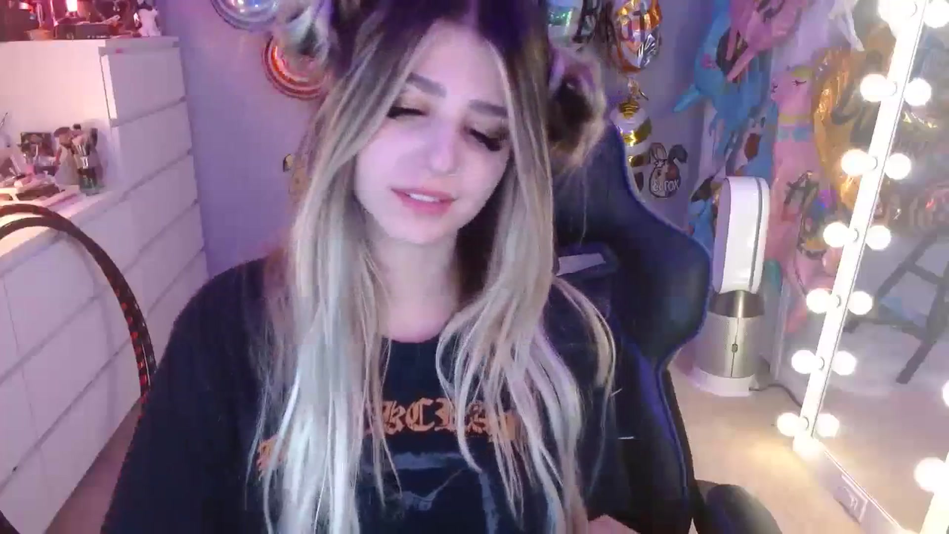 Gallery image thumbnail from Serafina's myfreecams stream on, 09/08/2023, 06:05 image 15 of 20