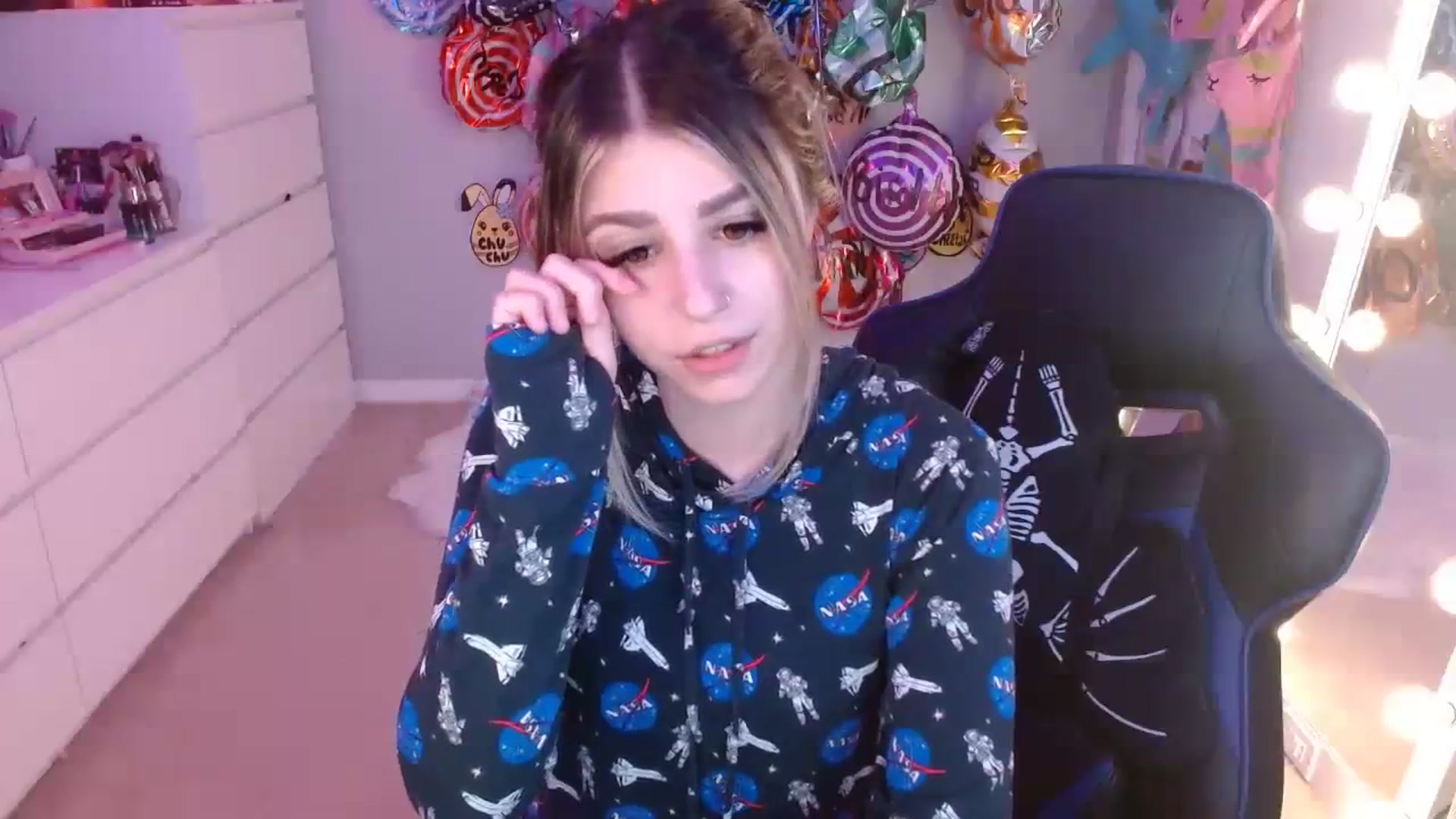 Gallery image thumbnail from Serafina's myfreecams stream on, 09/11/2023, 04:15 image 6 of 20