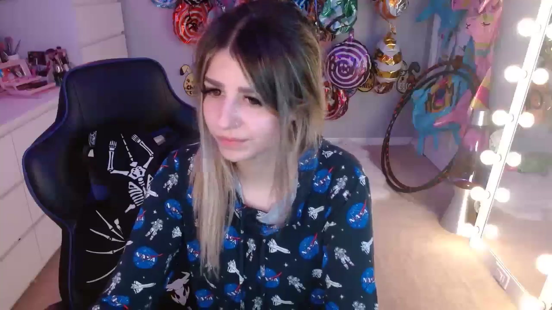 Gallery image thumbnail from Serafina's myfreecams stream on, 09/11/2023, 04:15 image 15 of 20