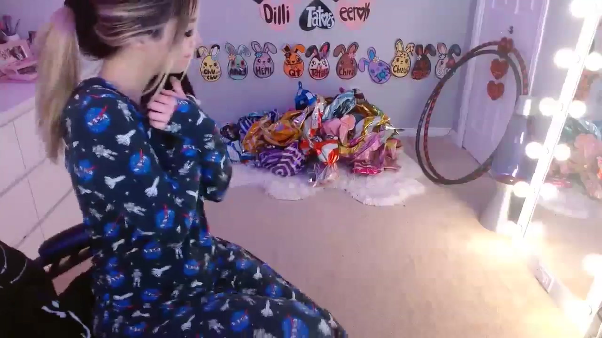 Gallery image thumbnail from Serafina's myfreecams stream on, 09/11/2023, 06:51 image 4 of 20