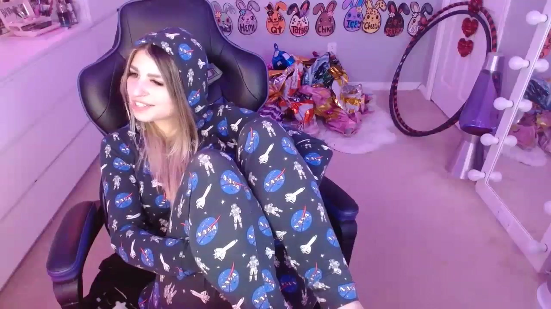 Gallery image thumbnail from Serafina's myfreecams stream on, 09/11/2023, 06:51 image 19 of 20