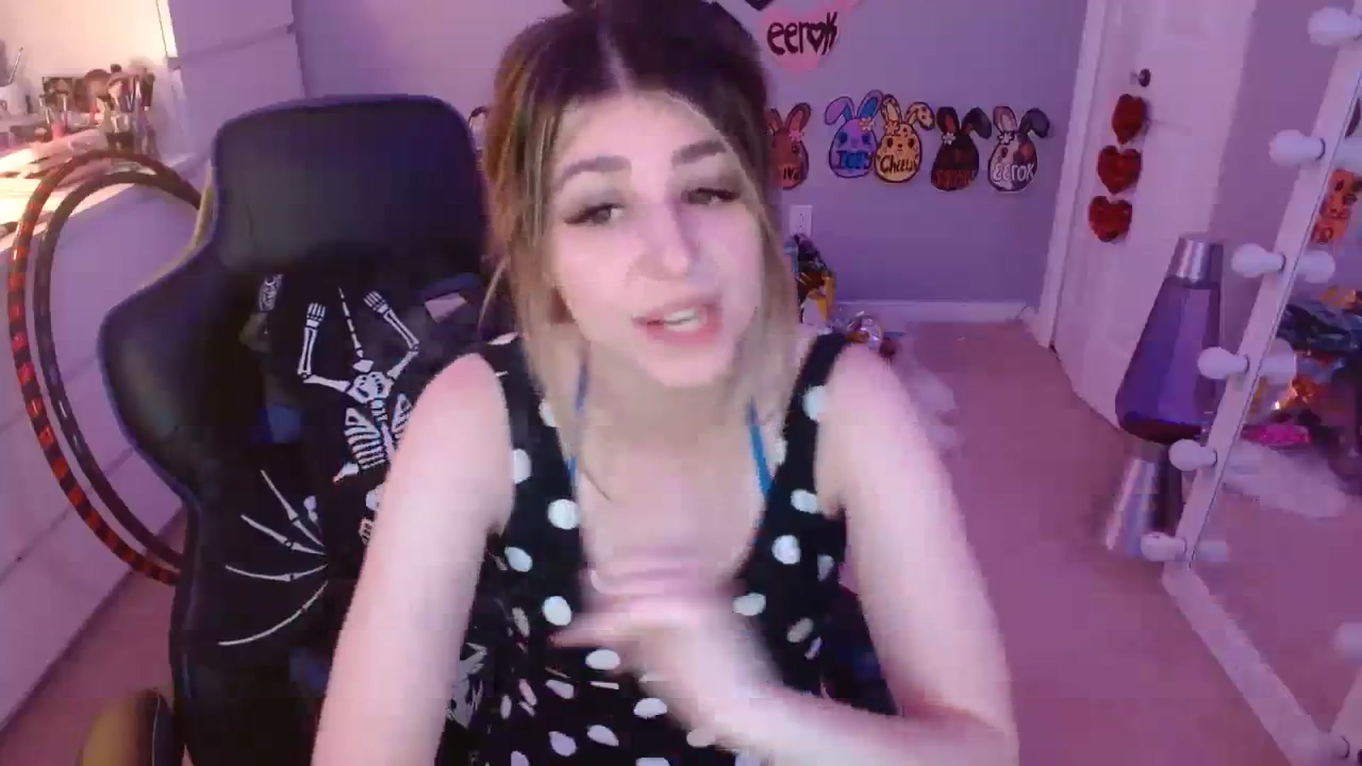 Gallery image thumbnail from Serafina's myfreecams stream on, 09/12/2023, 05:18 image 3 of 20