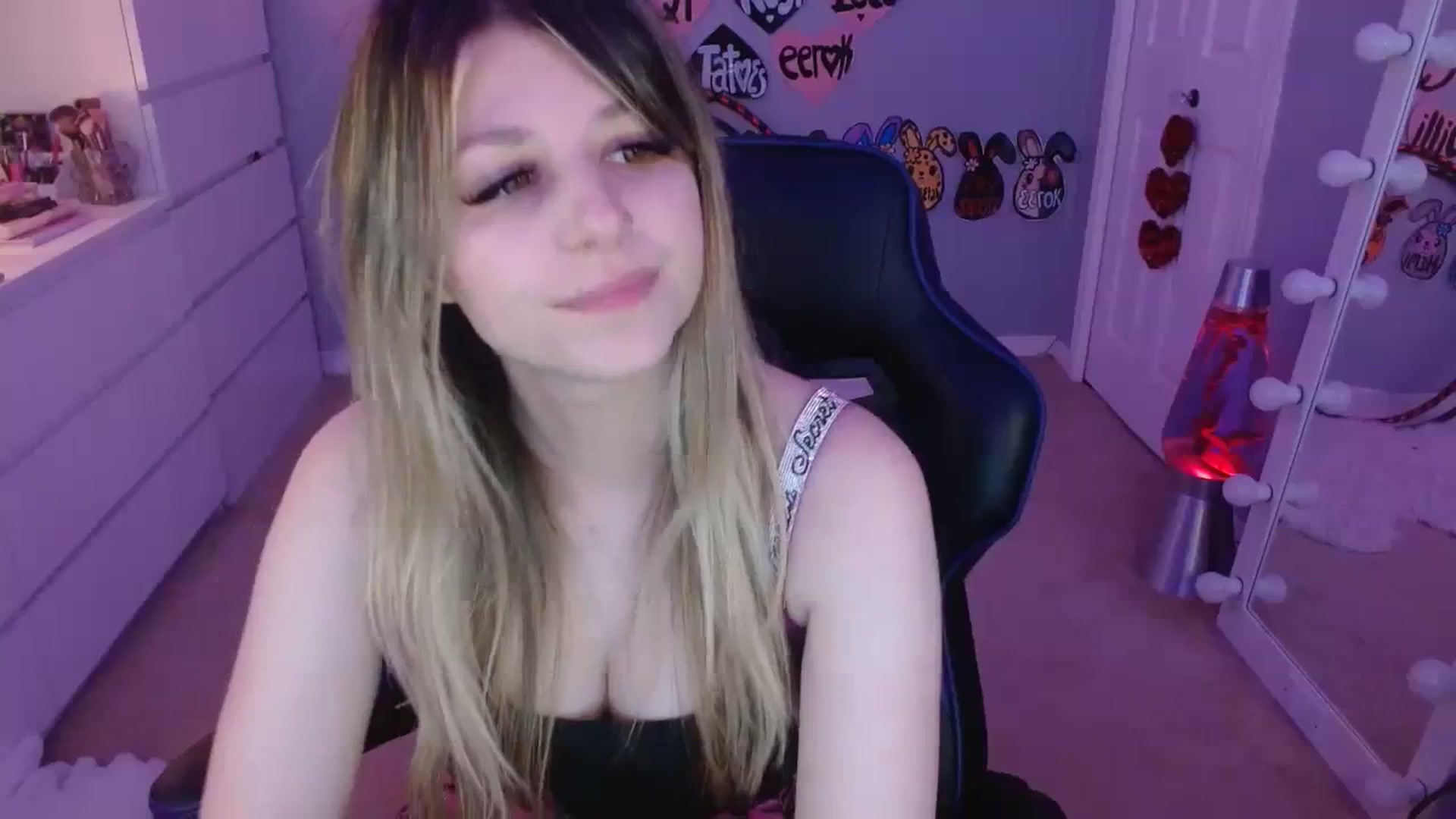 Gallery image thumbnail from Serafina's myfreecams stream on, 09/14/2023, 03:10 image 3 of 20