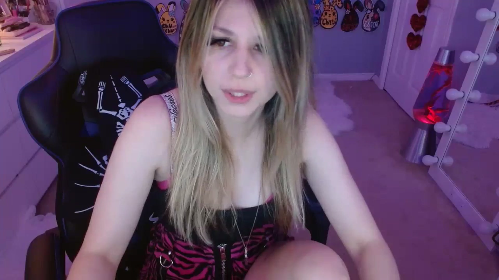 Gallery image thumbnail from Serafina's myfreecams stream on, 09/14/2023, 03:10 image 18 of 20