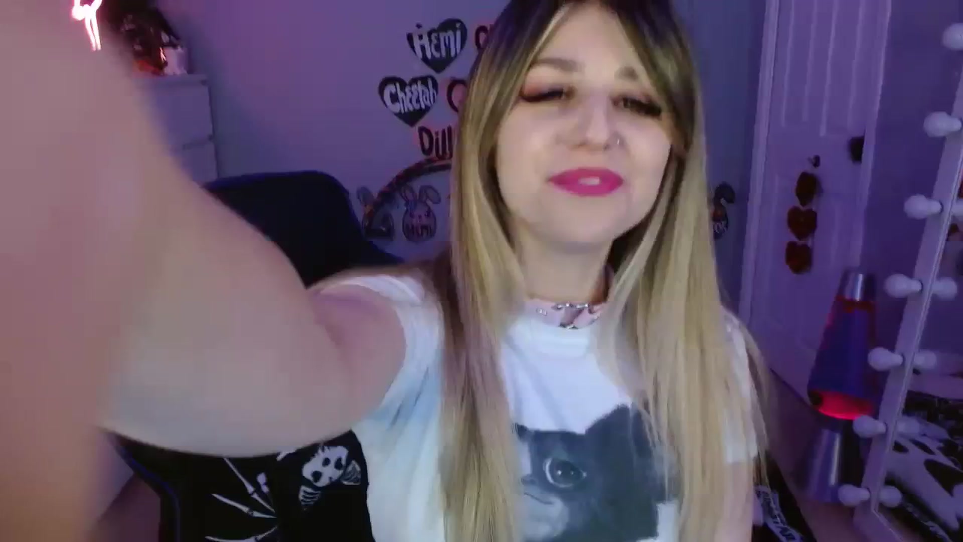 Gallery image thumbnail from Serafina's myfreecams stream on, 09/16/2023, 08:03 image 12 of 20