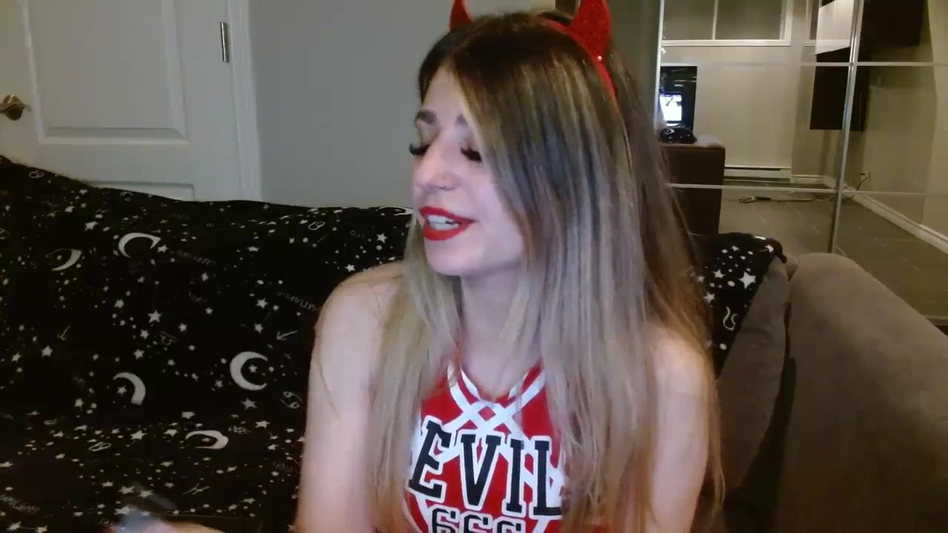 Gallery image thumbnail from Serafina's myfreecams stream on, 10/02/2023, 02:23 image 3 of 20