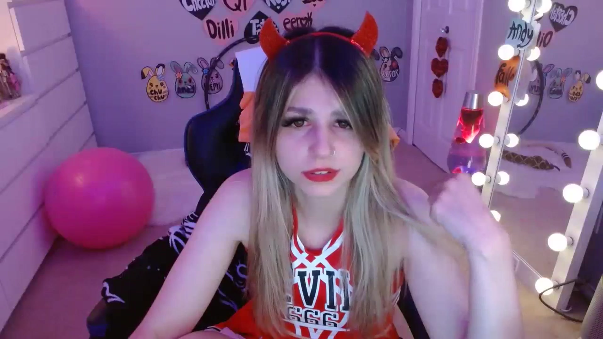 Gallery image thumbnail from Serafina's myfreecams stream on, 10/02/2023, 08:43 image 11 of 20