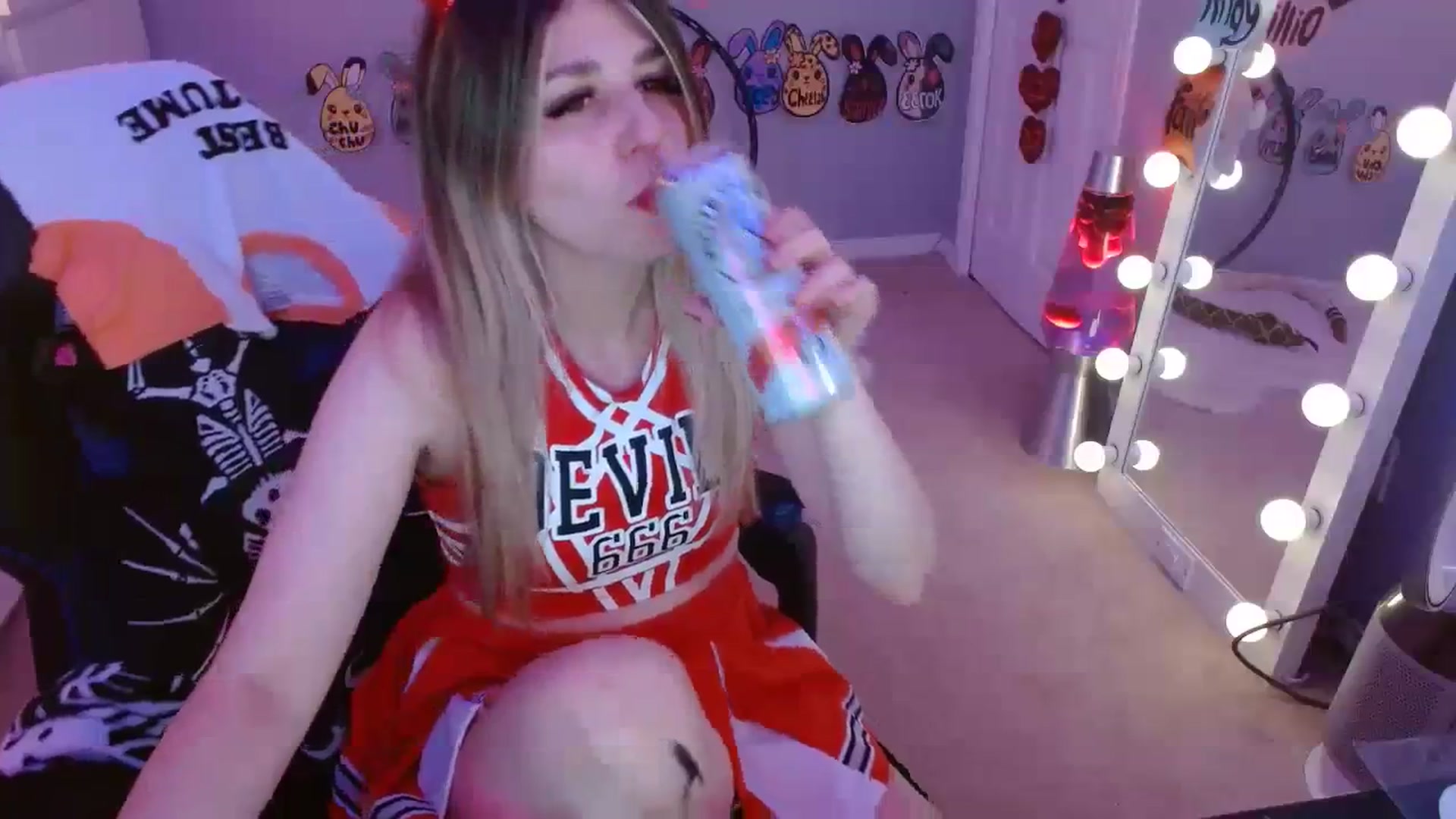 Gallery image thumbnail from Serafina's myfreecams stream on, 10/02/2023, 08:43 image 12 of 20