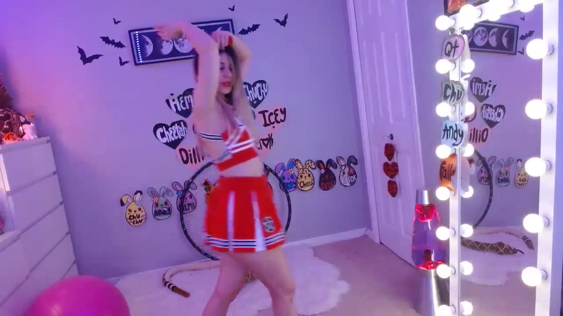 Gallery image thumbnail from Serafina's myfreecams stream on, 10/02/2023, 08:43 image 10 of 20