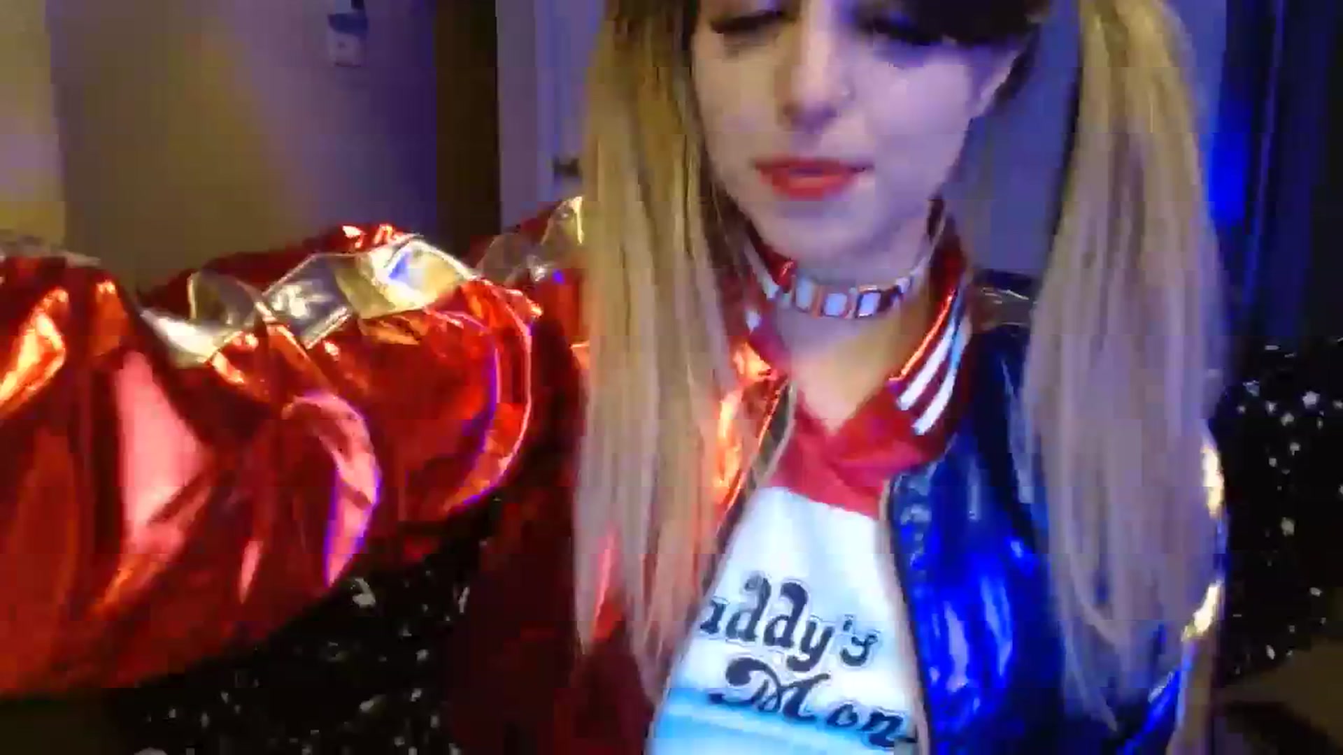 Gallery image thumbnail from Serafina's myfreecams stream on, 10/03/2023, 05:02 image 15 of 20