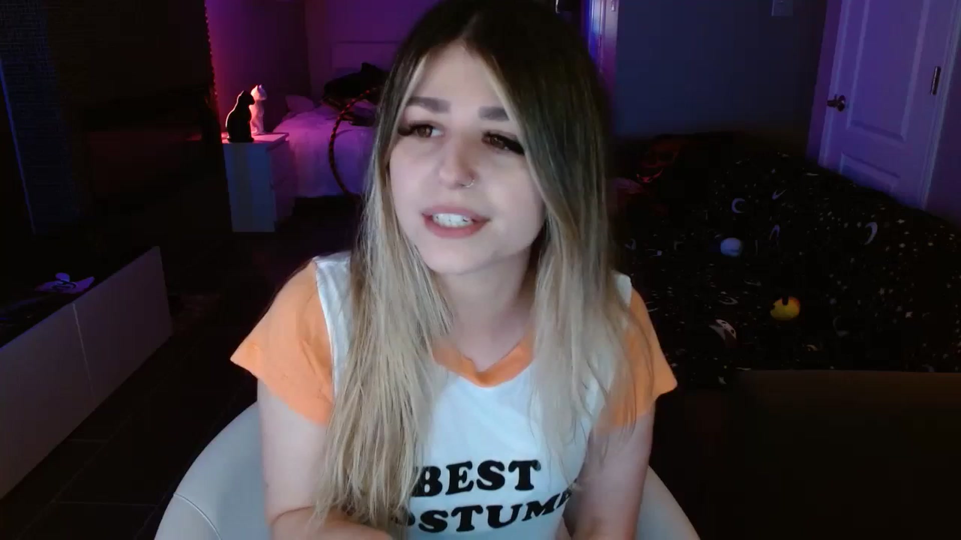 Gallery image thumbnail from Serafina's myfreecams stream on, 10/05/2023, 05:50 image 1 of 20