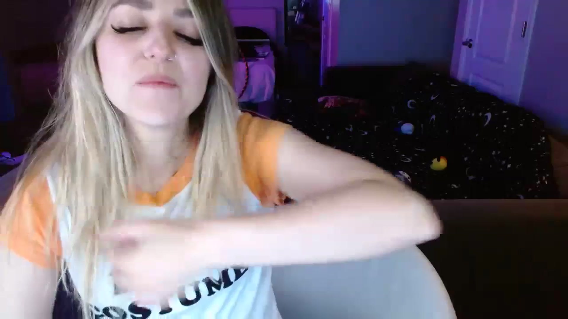 Gallery image thumbnail from Serafina's myfreecams stream on, 10/05/2023, 05:50 image 14 of 20