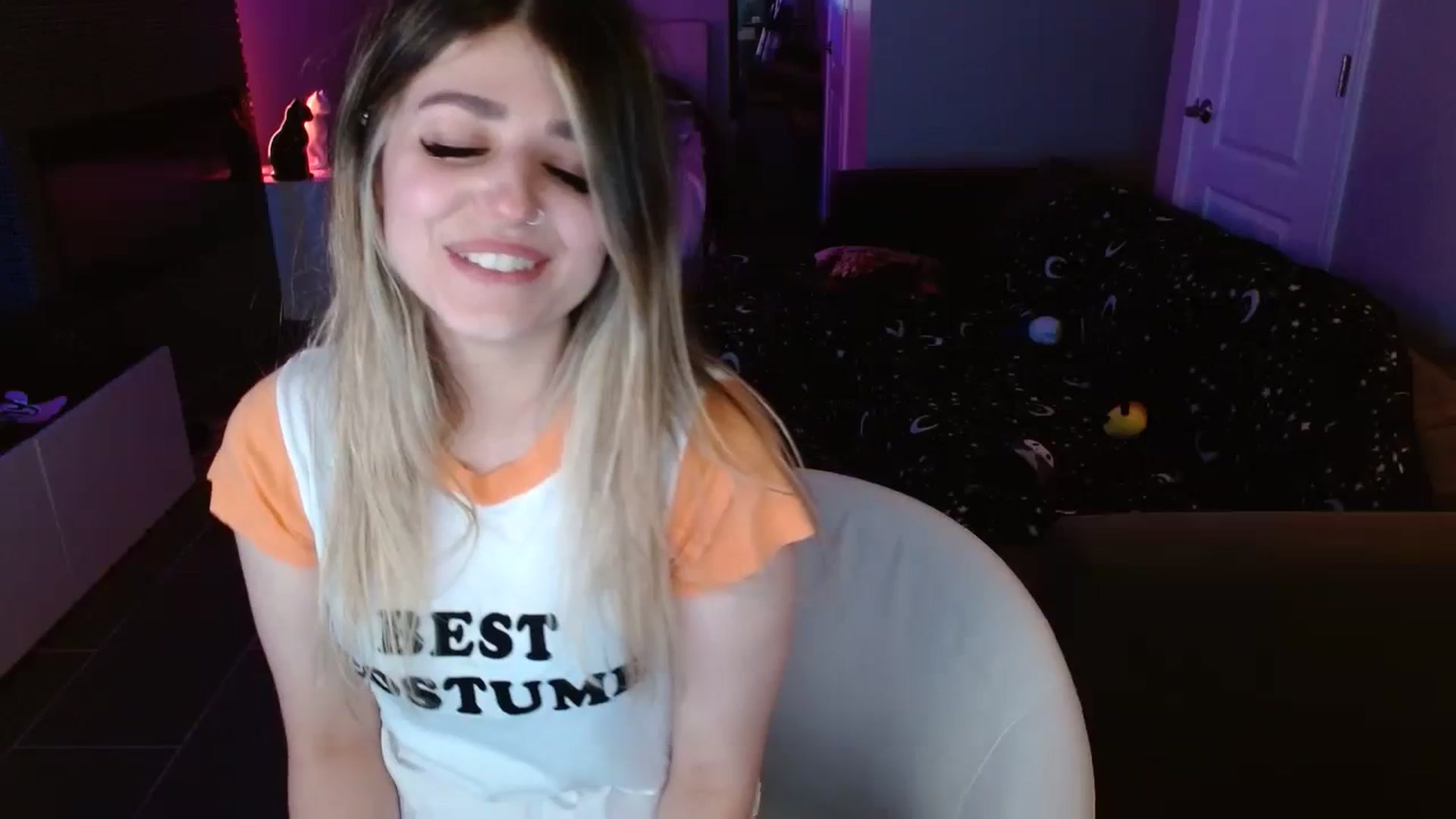 Gallery image thumbnail from Serafina's myfreecams stream on, 10/05/2023, 05:50 image 15 of 20