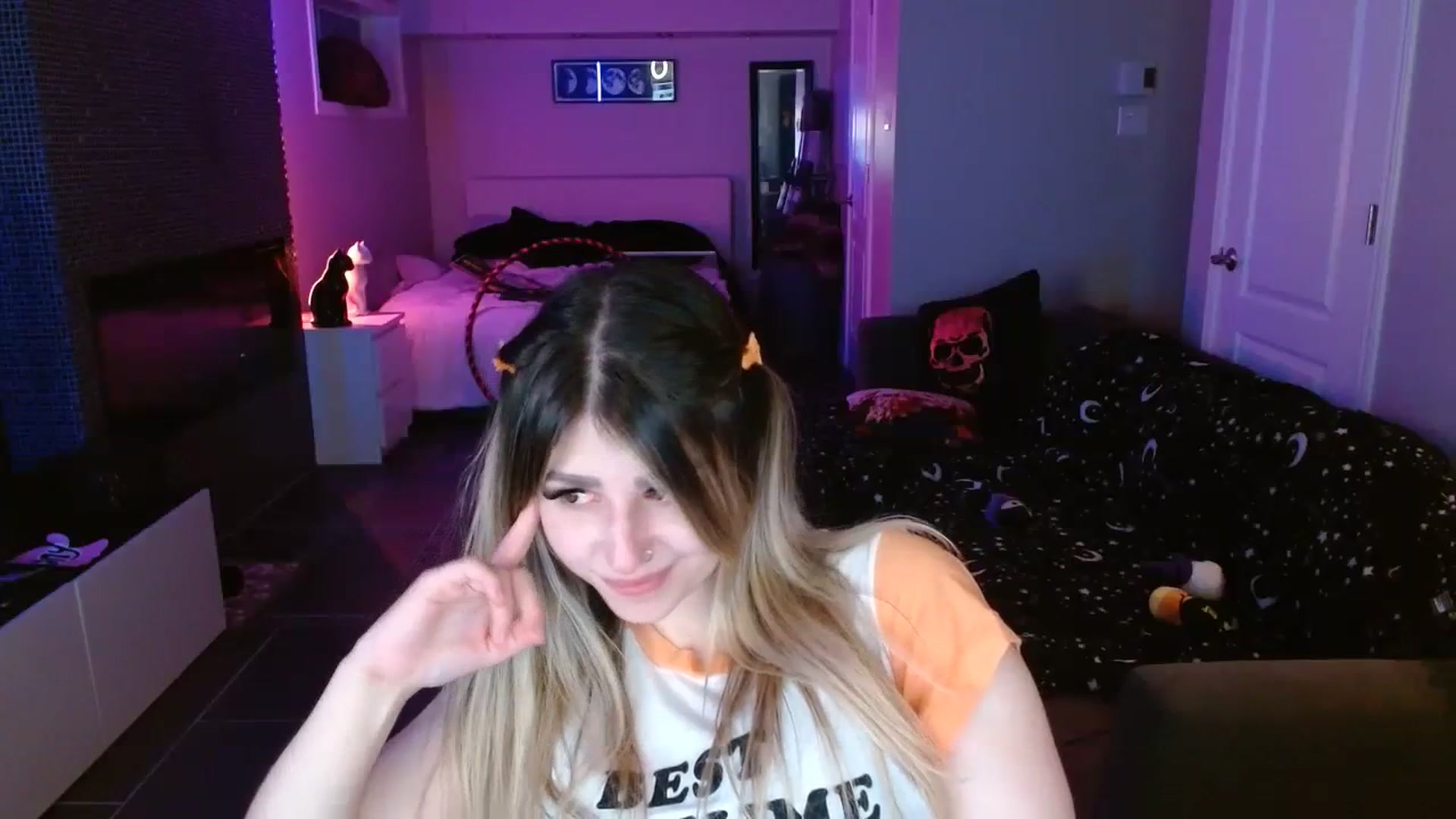 Gallery image thumbnail from Serafina's myfreecams stream on, 10/05/2023, 05:50 image 20 of 20