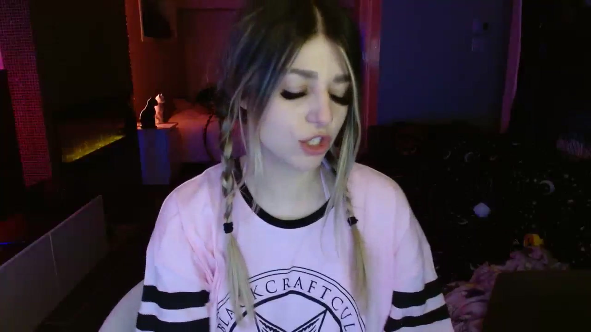Gallery image thumbnail from Serafina's myfreecams stream on, 10/06/2023, 05:54 image 20 of 20