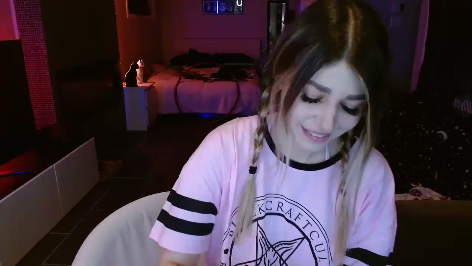 Gallery image thumbnail from Serafina's myfreecams stream on, 10/06/2023, 05:54 image 1 of 20