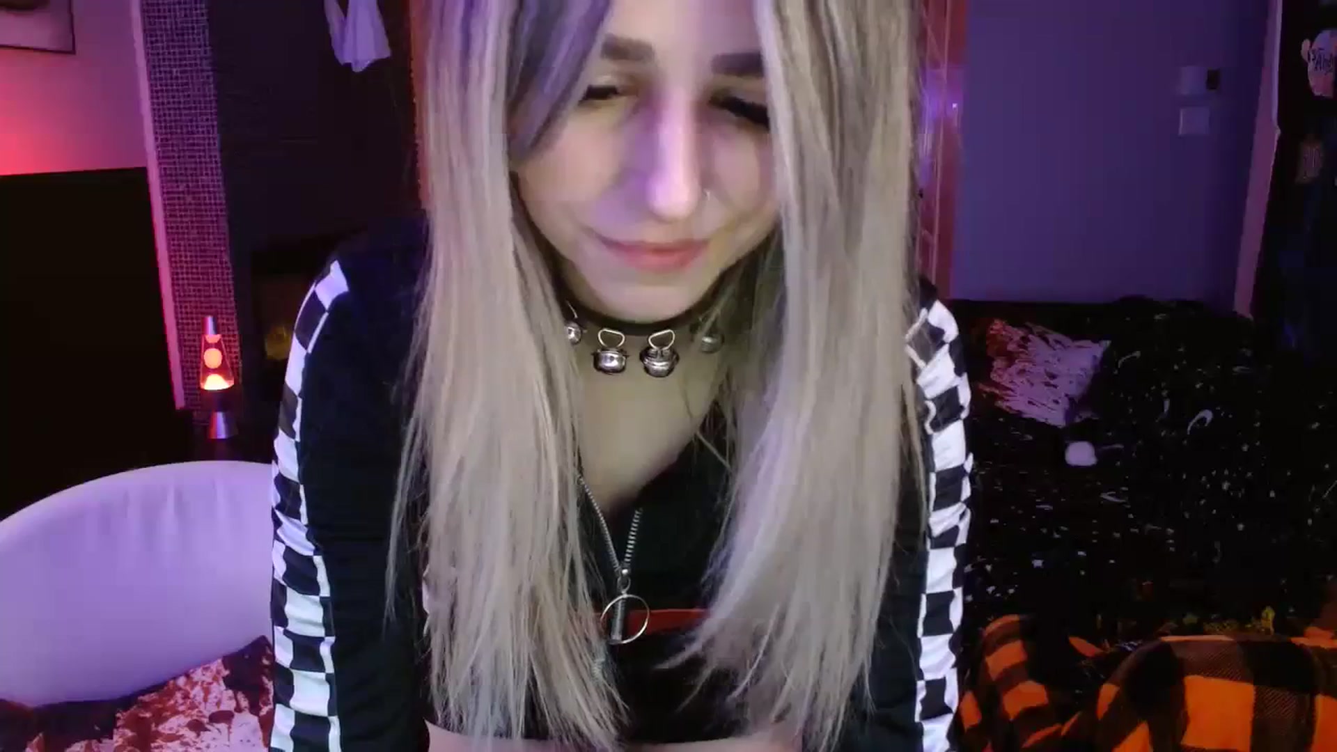 Gallery image thumbnail from Serafina's myfreecams stream on, 10/19/2023, 02:53 image 20 of 20