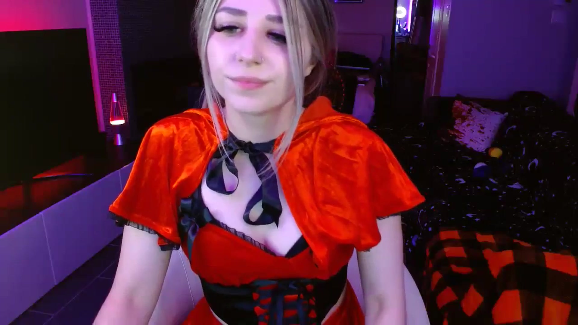 Gallery image thumbnail from Serafina's myfreecams stream on, 10/21/2023, 01:28 image 8 of 20
