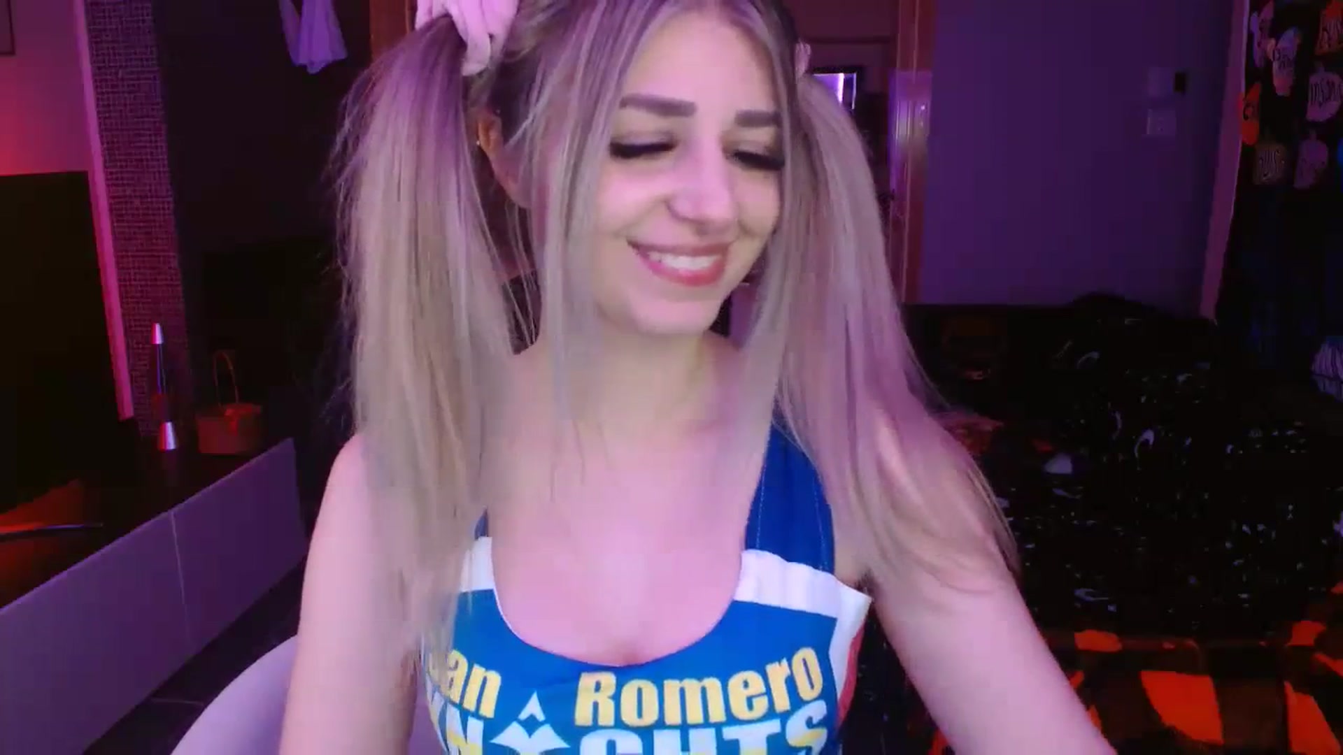 Gallery image thumbnail from Serafina's myfreecams stream on, 10/22/2023, 03:27 image 9 of 20