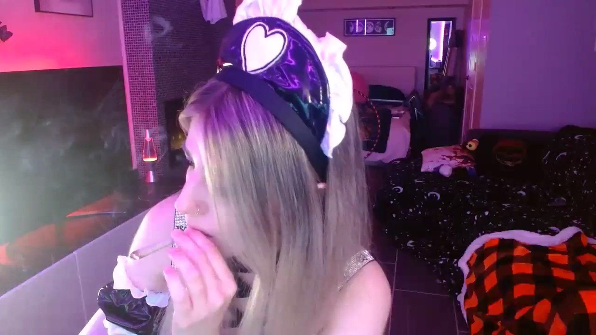 Gallery image thumbnail from Serafina's myfreecams stream on, 10/31/2023, 04:29 image 4 of 20