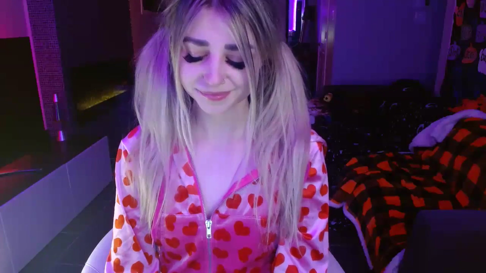 Gallery image thumbnail from Serafina's myfreecams stream on, 11/02/2023, 05:28 image 10 of 20