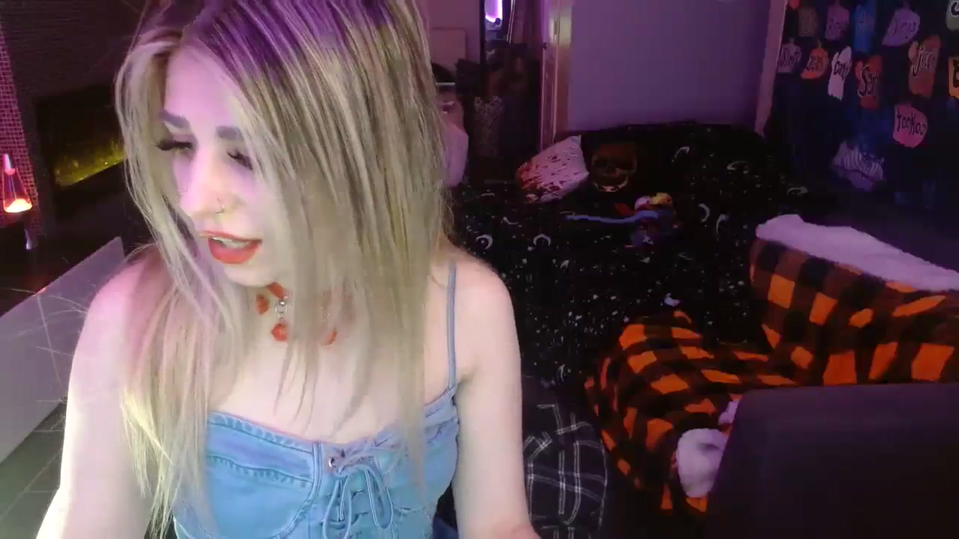 Gallery image thumbnail from Serafina's myfreecams stream on, 11/12/2023, 06:12 image 12 of 20