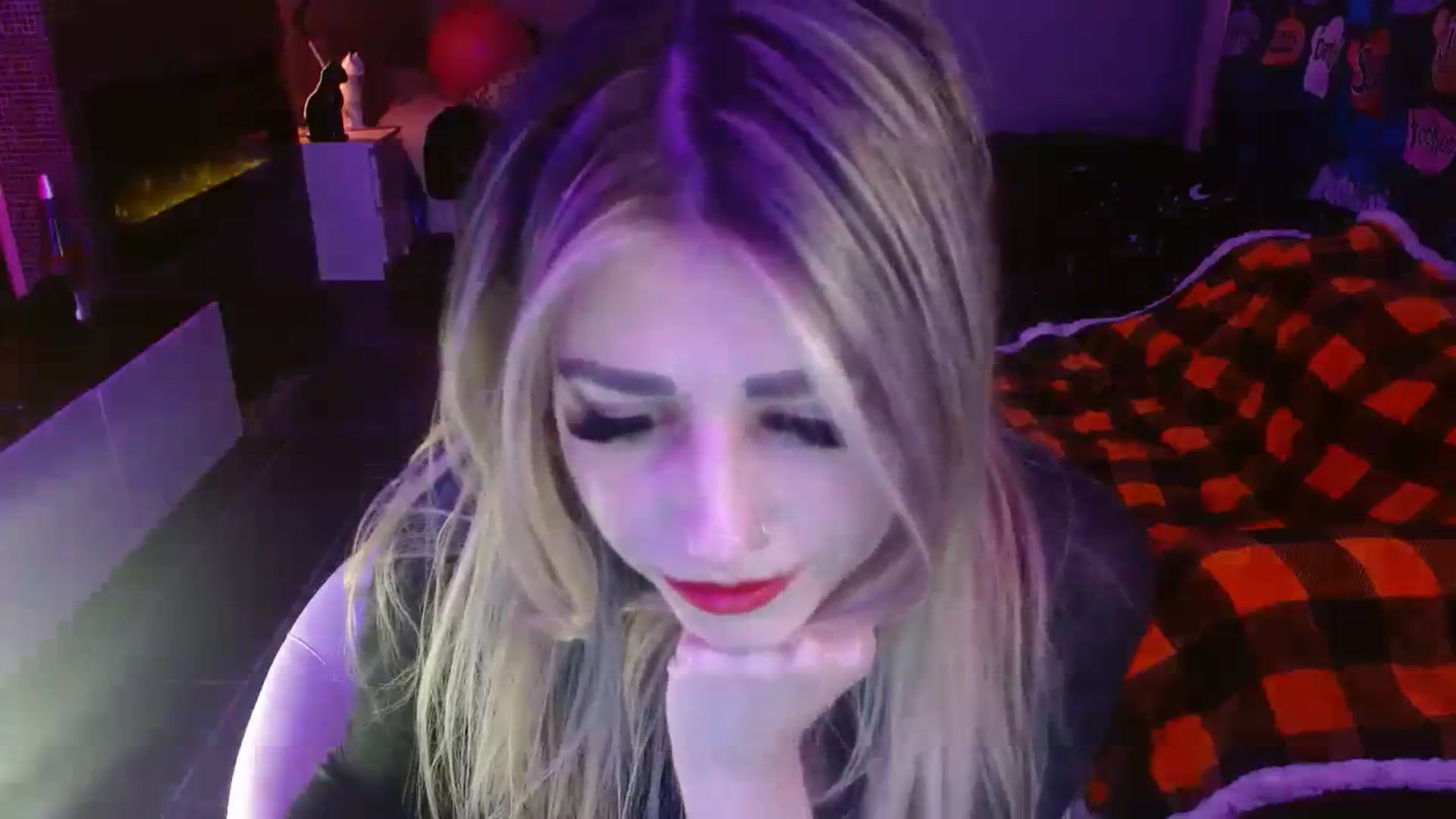 Gallery image thumbnail from Serafina's myfreecams stream on, 11/13/2023, 04:45 image 12 of 20