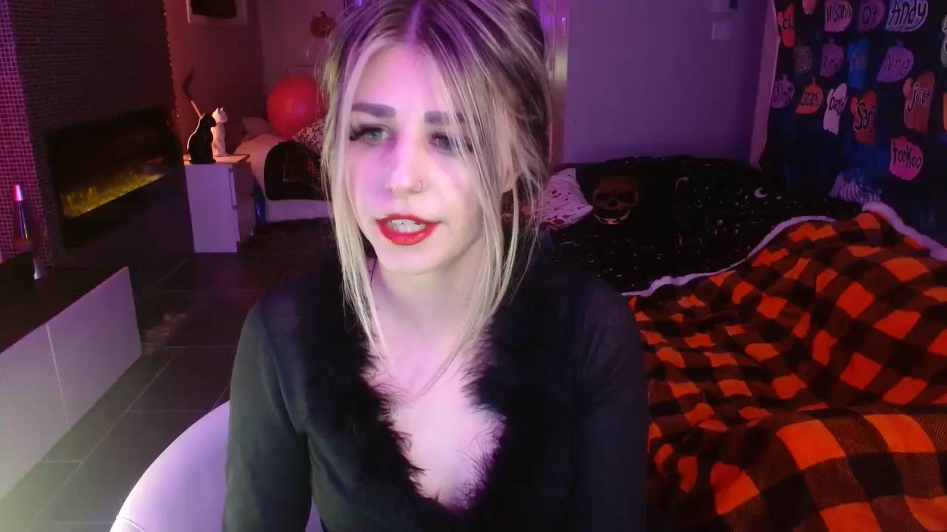 Gallery image thumbnail from Serafina's myfreecams stream on, 11/13/2023, 04:45 image 4 of 20