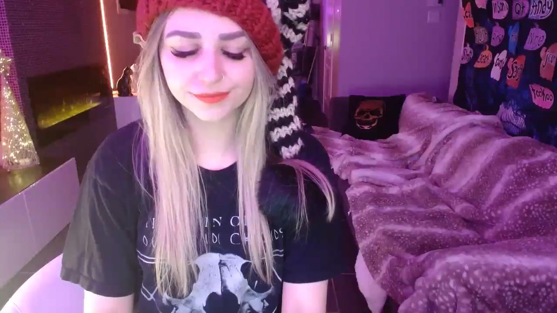 Gallery image thumbnail from Serafina's myfreecams stream on, 11/17/2023, 05:37 image 9 of 20