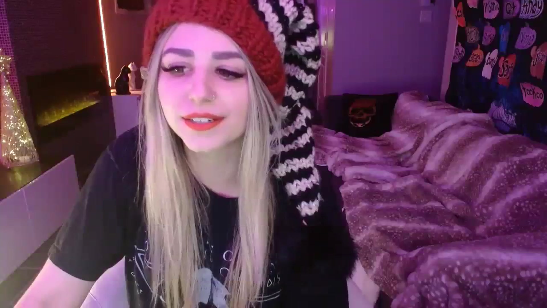 Gallery image thumbnail from Serafina's myfreecams stream on, 11/17/2023, 05:37 image 16 of 20