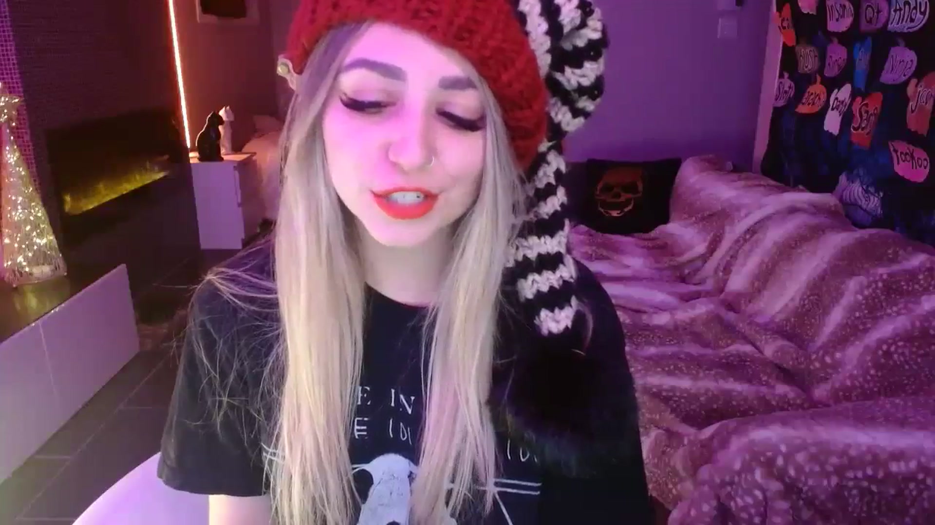 Gallery image thumbnail from Serafina's myfreecams stream on, 11/17/2023, 05:37 image 13 of 20