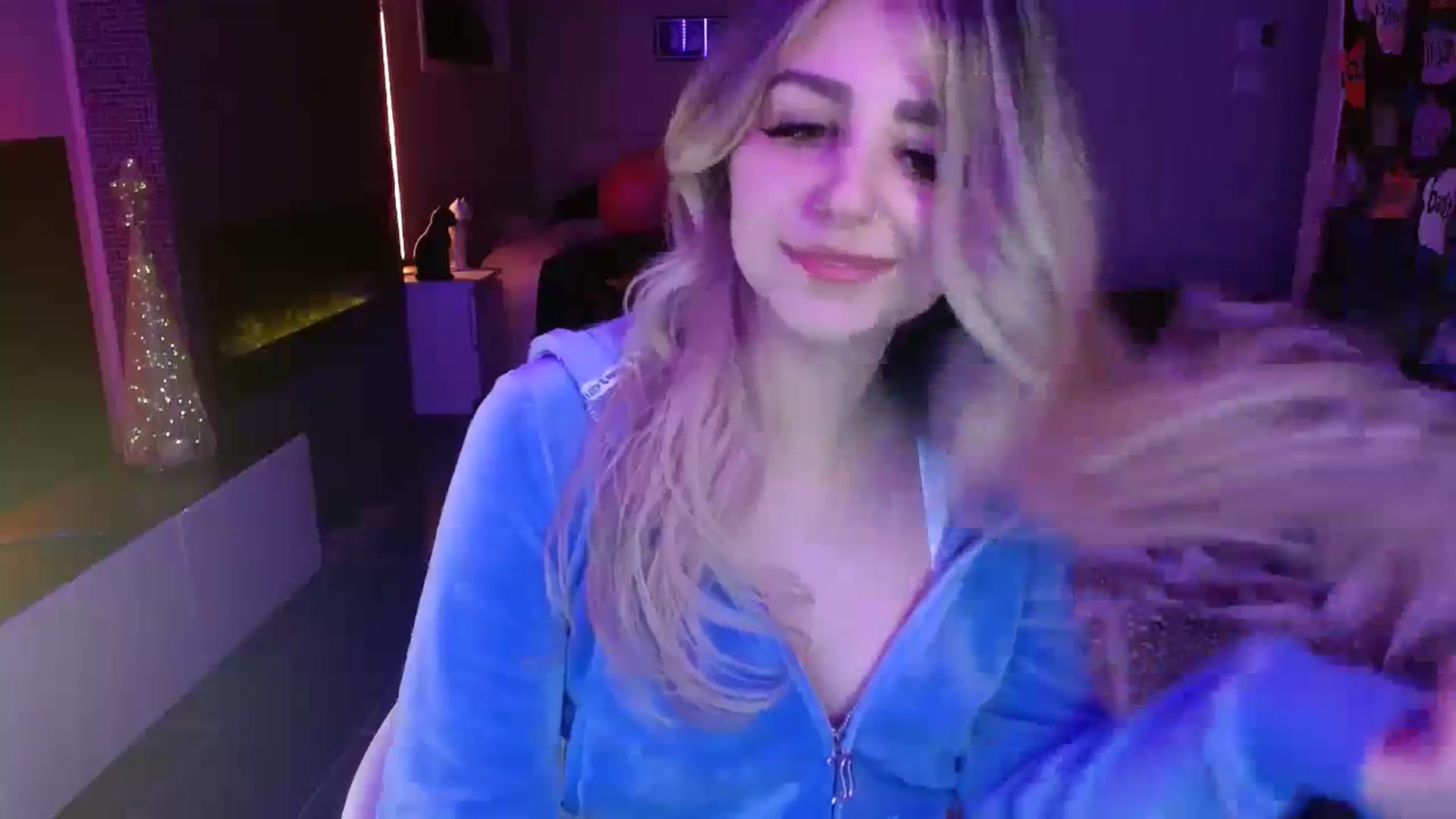 Gallery image thumbnail from Serafina's myfreecams stream on, 11/21/2023, 02:26 image 6 of 20