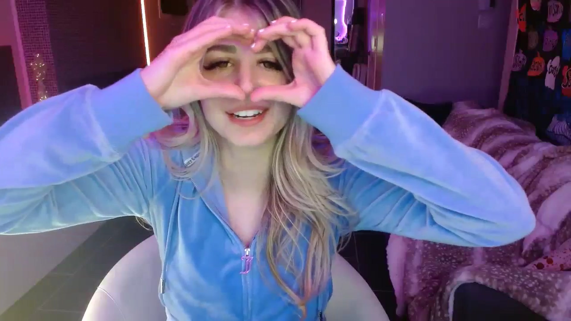 Gallery image thumbnail from Serafina's myfreecams stream on, 11/21/2023, 05:44 image 2 of 20